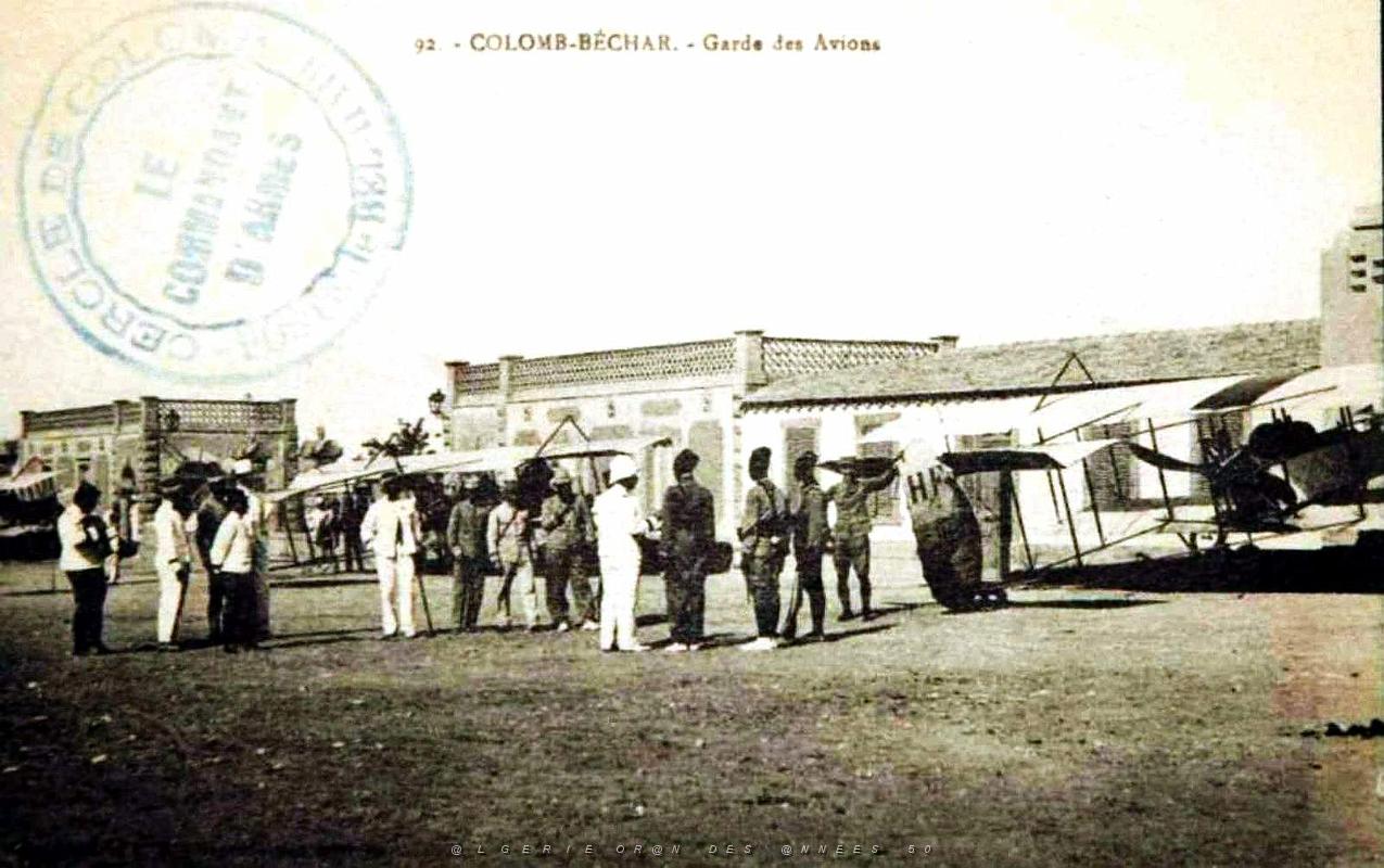 2101- Colomb-Bechar - Garde des Avions - 1915.jpg